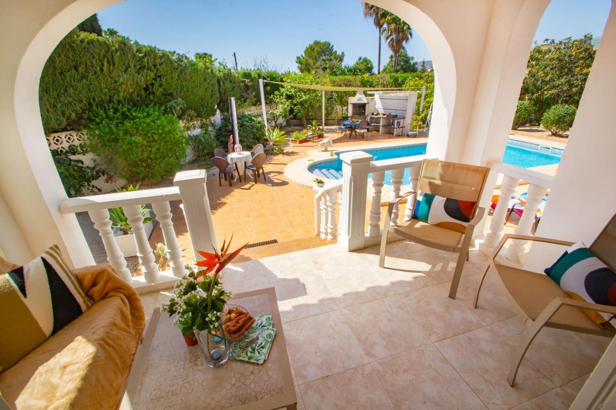 Michele - Plusholidays Villa Calpe